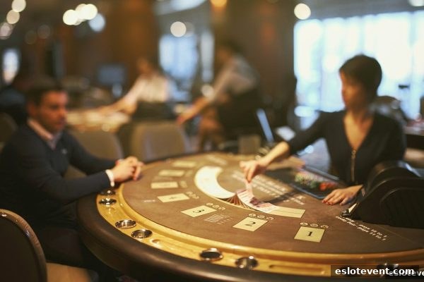 电子游艺厅娱乐活动中如何精准判断对手下注意图：从观察技巧到策略升级